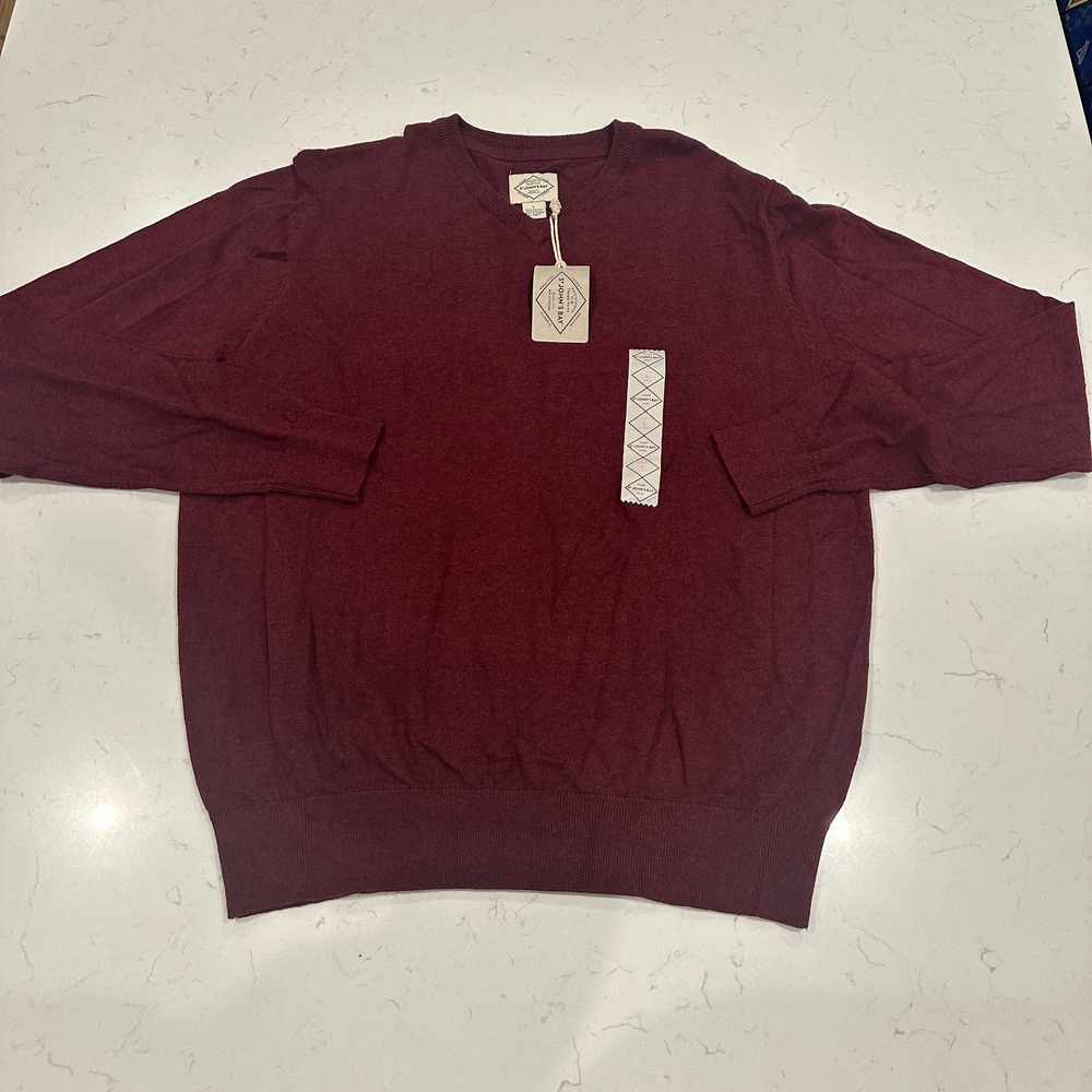 St Johns Bay Mens V Neck Pullover Sweater Red Large NWT Stretch Comfy